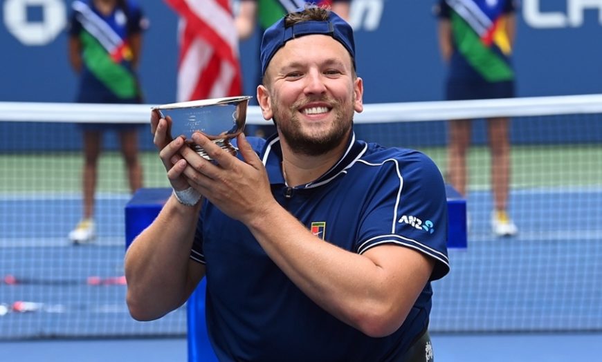 Dylan Alcott celebrando o Golden Slam